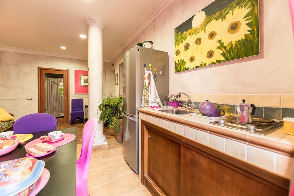 Rifugio Di Roma Bed & Breakfast Room photo
