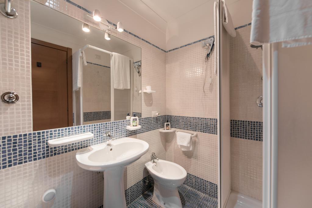 Rifugio Di Roma Bed & Breakfast Room photo