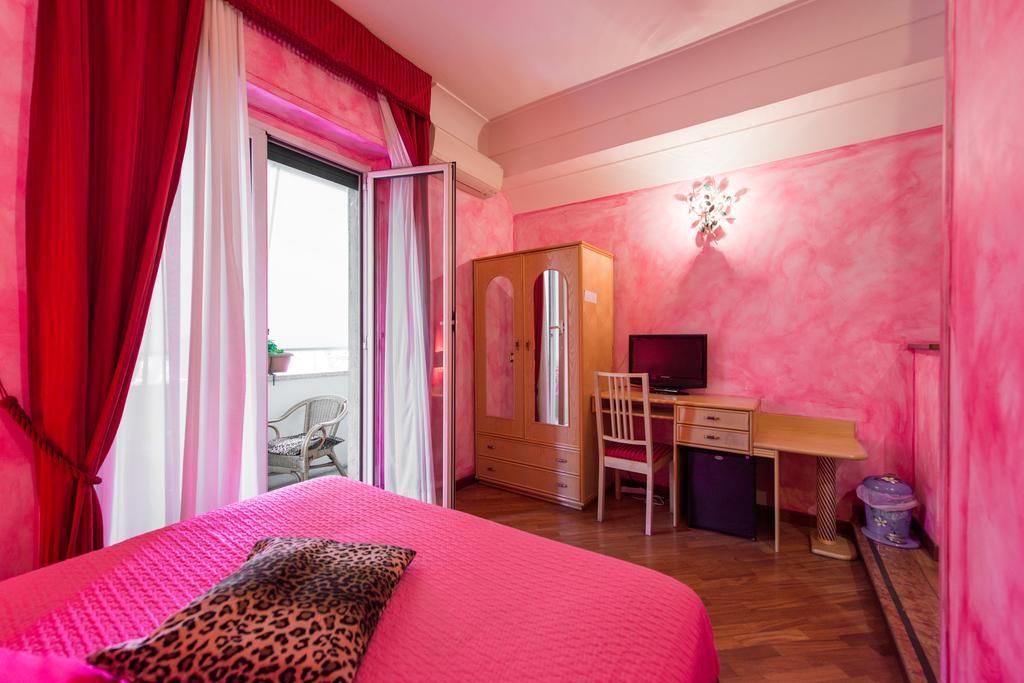 Rifugio Di Roma Bed & Breakfast Exterior photo